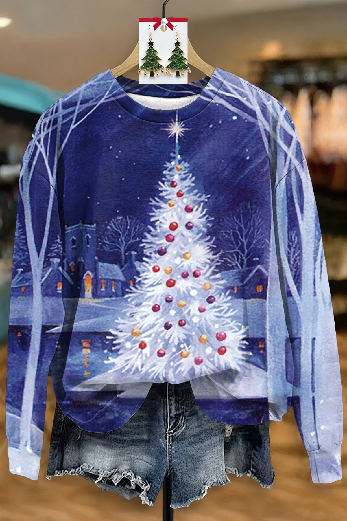 CHRISTMAS TREE AND SNOWFLAKE PRINT CREW NECK SWEATSHIRT