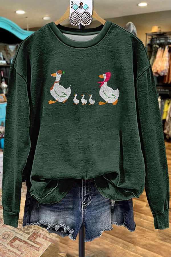 Classic Contrast Duck Embroidered Sweatshirt