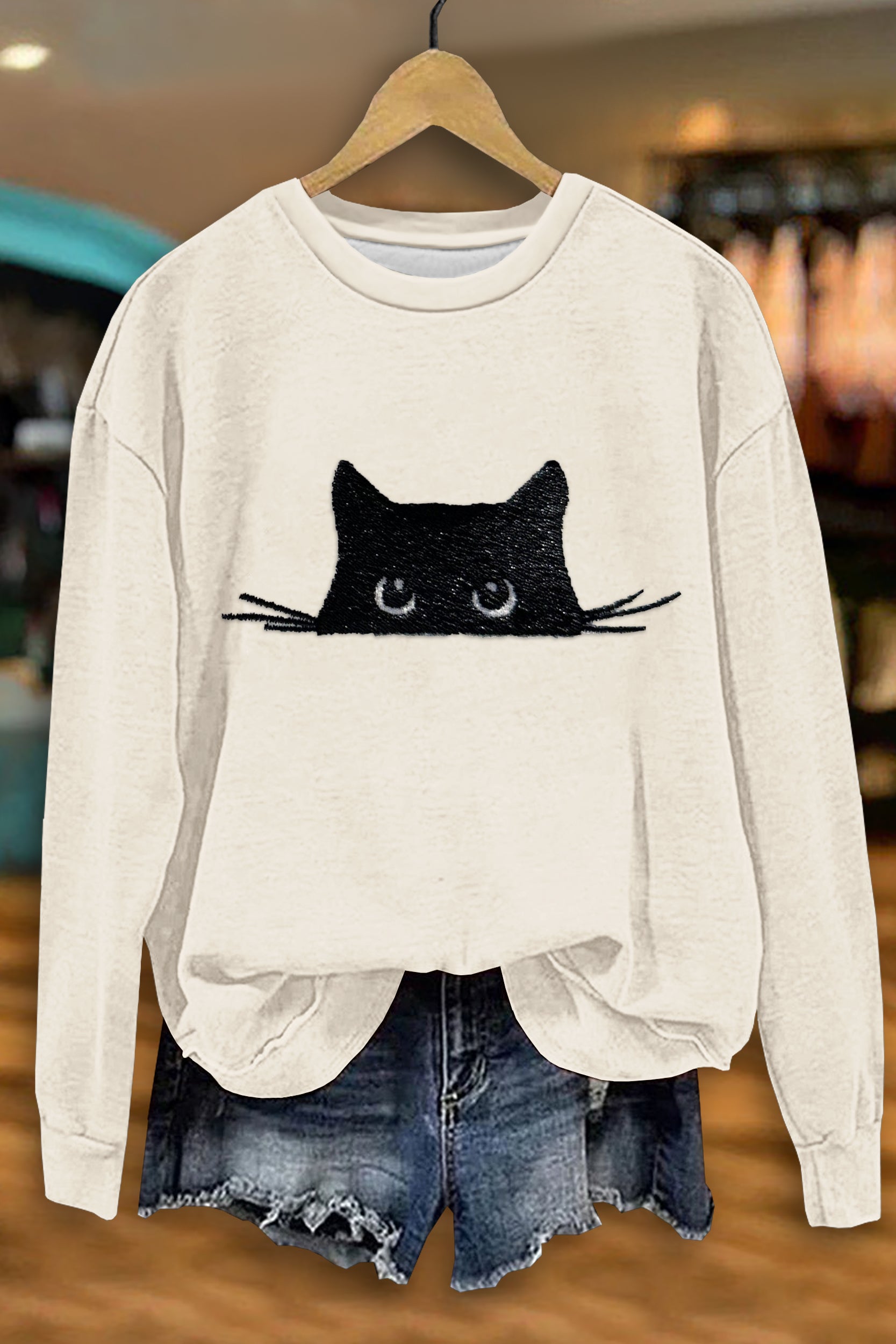 Classic Cat Embroidered Sweatshirt